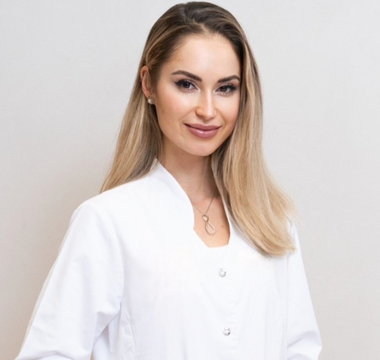 Dr. Veronica Kiriak's Approach to Aging Gracefully Through Everyday Wellness